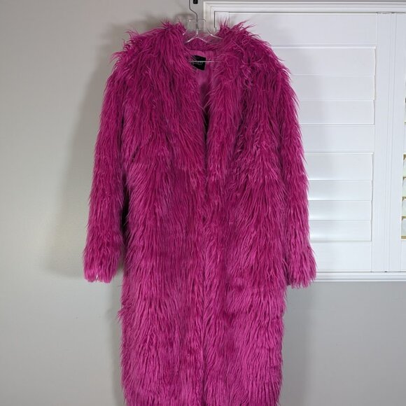 Eloquii Magenta Faux Fur Coat – Size 14/16 - Picture 1 of 7